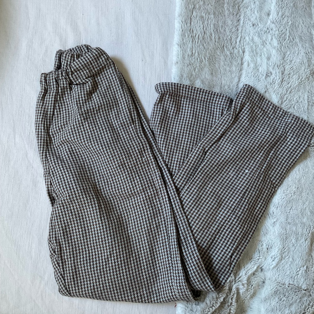 Stylish Black and White Houndstooth Women's Trousers